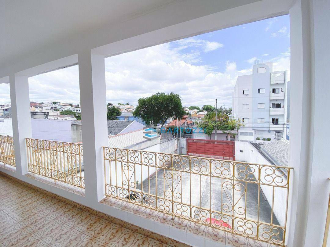 Sobrado à venda com 4 quartos, 270m² - Foto 13