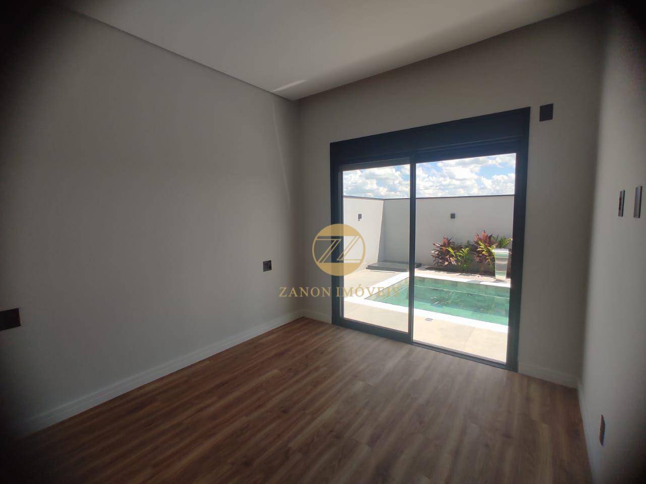 Casa à venda com 3 quartos, 194m² - Foto 4