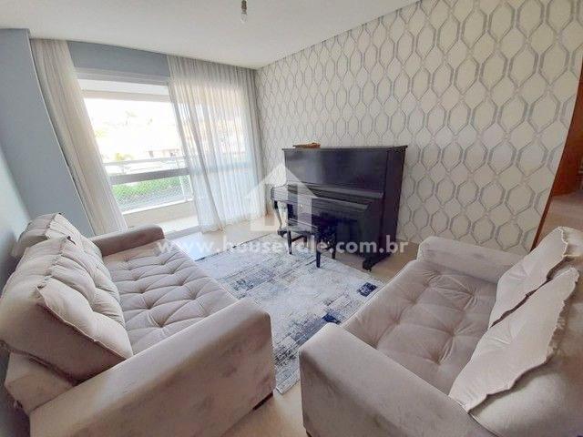 Apartamento à venda com 3 quartos, 106m² - Foto 2