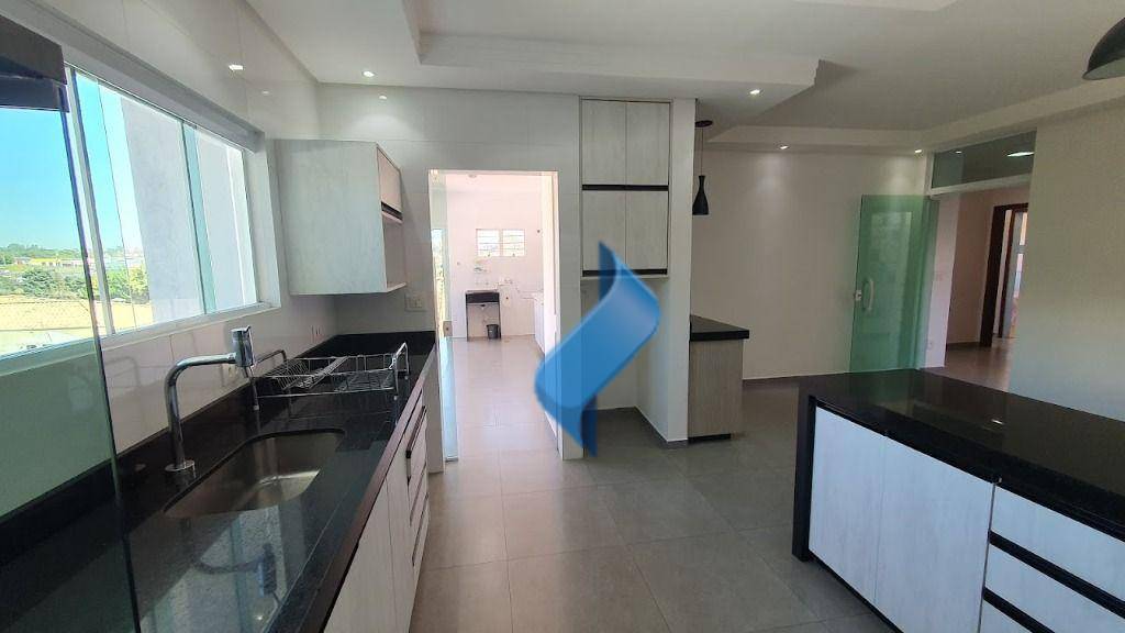 Casa à venda com 3 quartos, 355m² - Foto 31