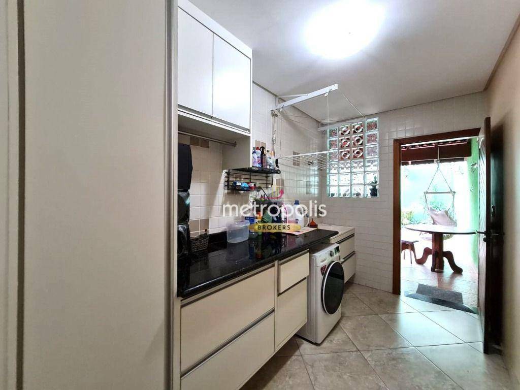 Sobrado à venda com 4 quartos, 220m² - Foto 10