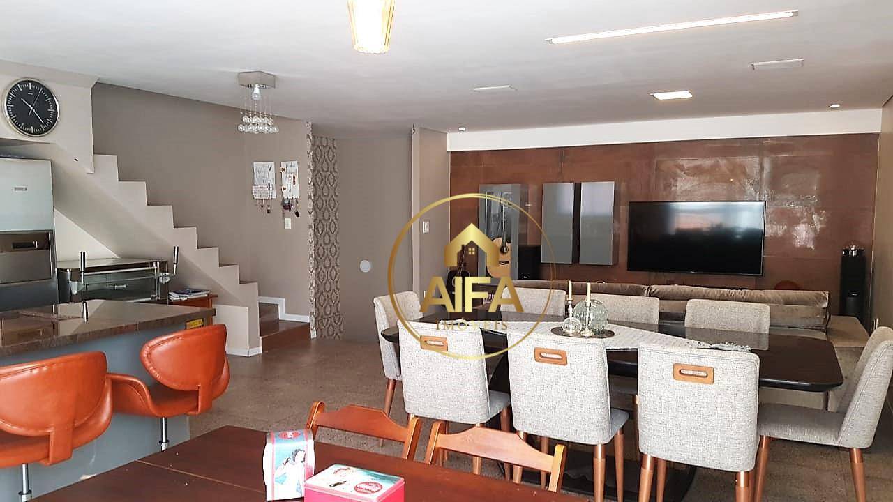 Sobrado à venda com 3 quartos, 175m² - Foto 1