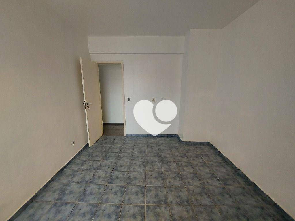 Apartamento à venda com 3 quartos, 110m² - Foto 11