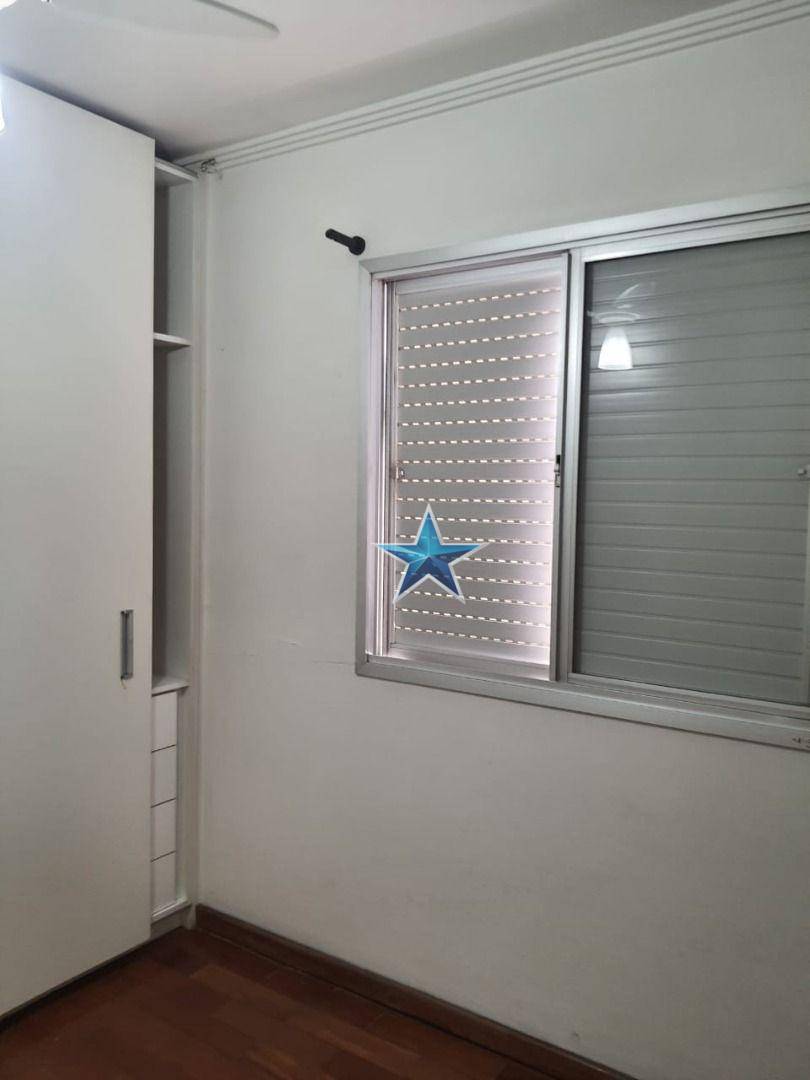 Apartamento para alugar com 4 quartos, 90m² - Foto 22