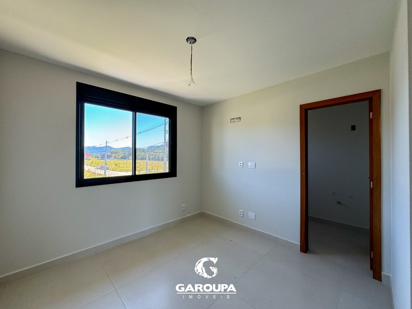 Casa à venda com 3 quartos, 101m² - Foto 13