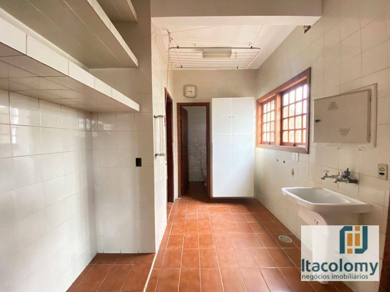 Casa de Condomínio à venda com 3 quartos, 268m² - Foto 41