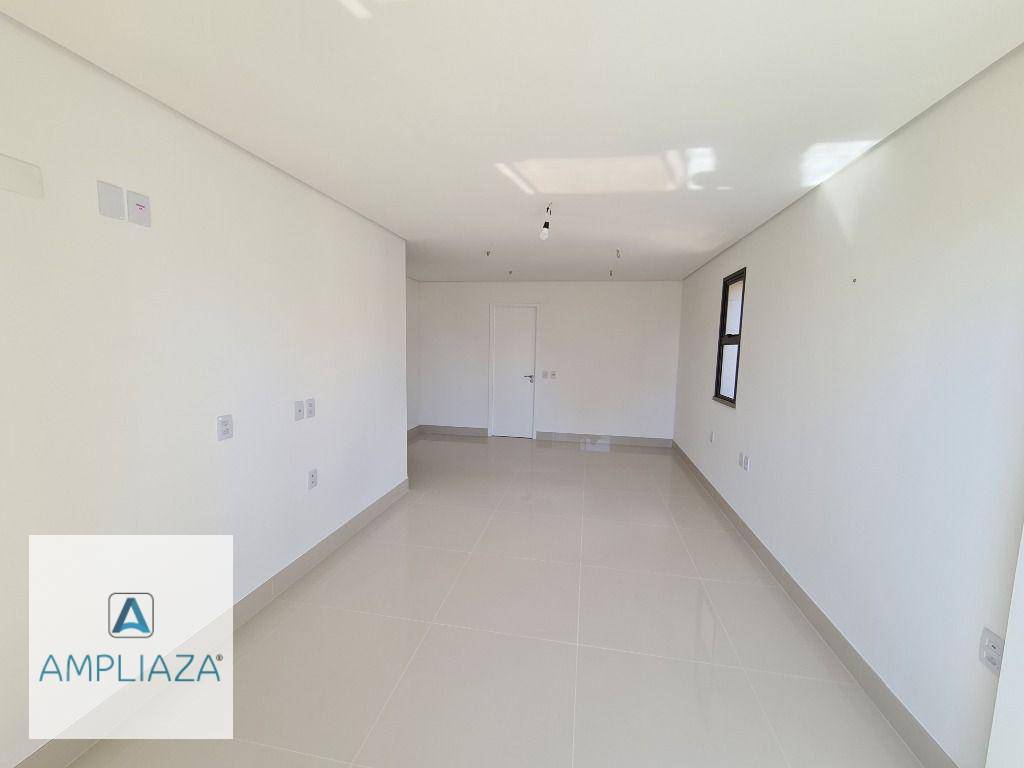 Apartamento à venda com 4 quartos, 220m² - Foto 28