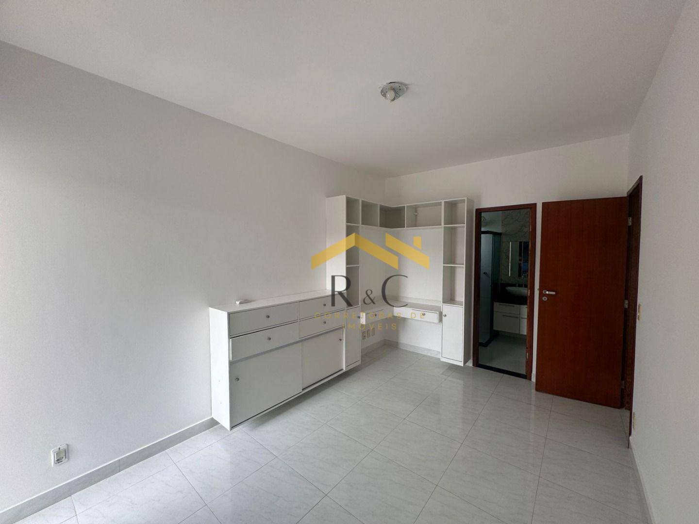 Casa à venda com 4 quartos, 170m² - Foto 24