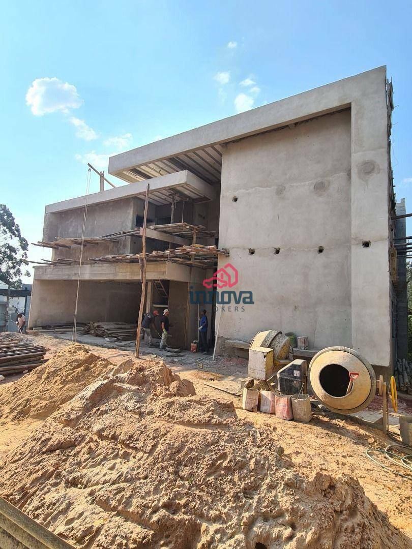 Casa de Condomínio à venda com 4 quartos, 350m² - Foto 10