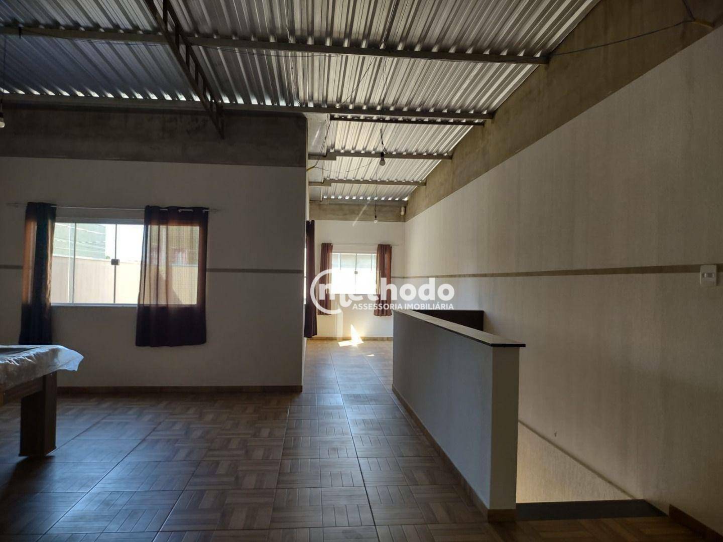 Chácara à venda com 1 quarto, 250m² - Foto 12