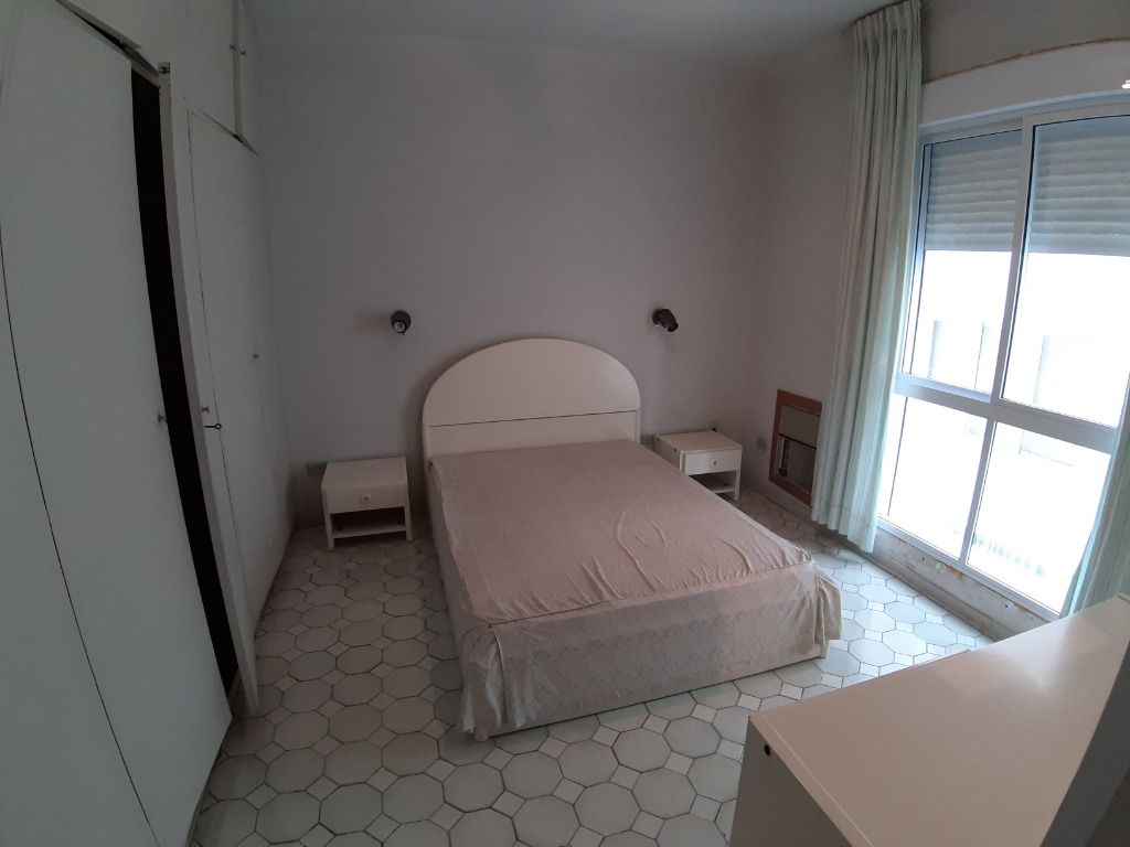 Apartamento à venda com 3 quartos, 190m² - Foto 6