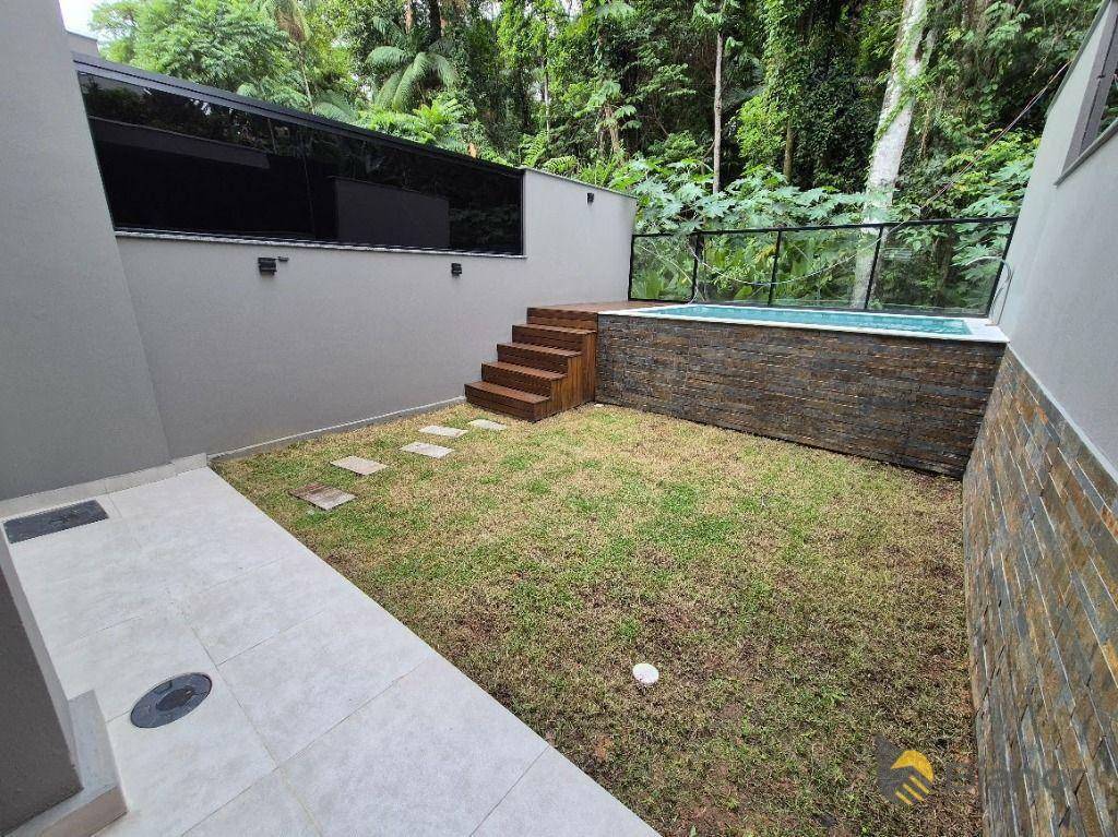 Casa de Condomínio à venda com 3 quartos, 143m² - Foto 21