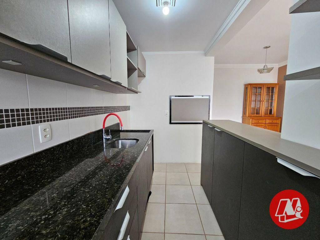 Apartamento à venda com 2 quartos, 69m² - Foto 12