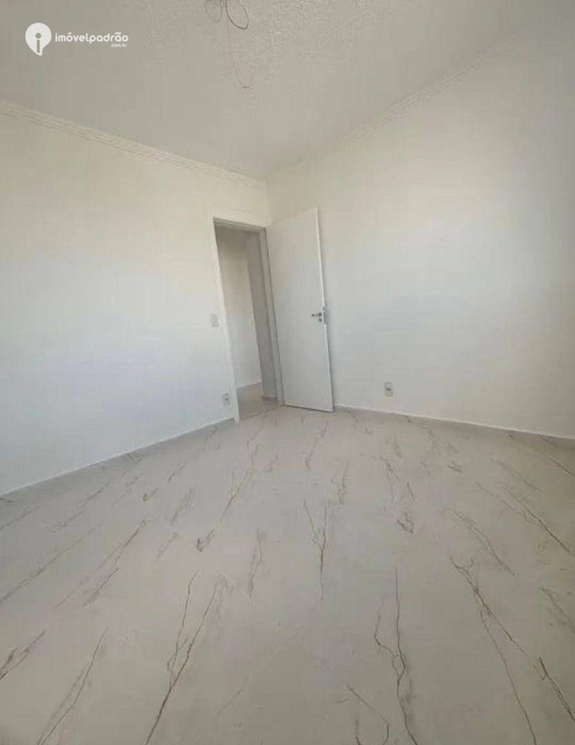 Apartamento à venda com 2 quartos, 46m² - Foto 4