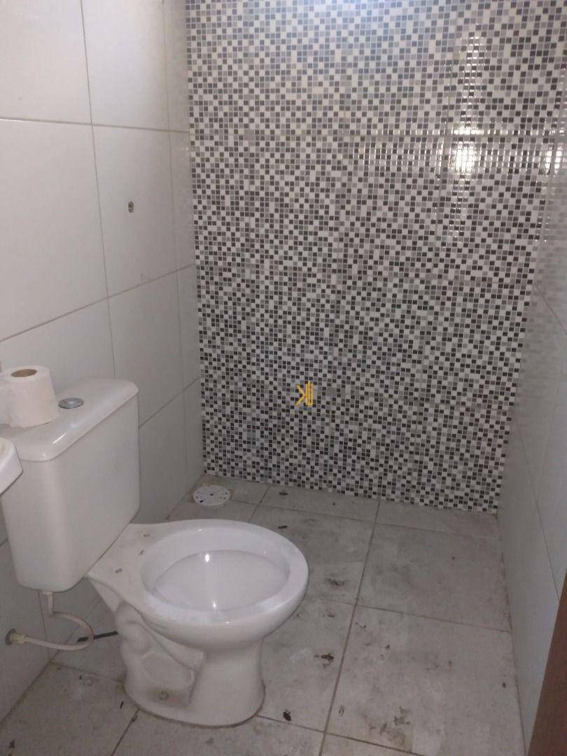 Casa à venda com 4 quartos, 90m² - Foto 8