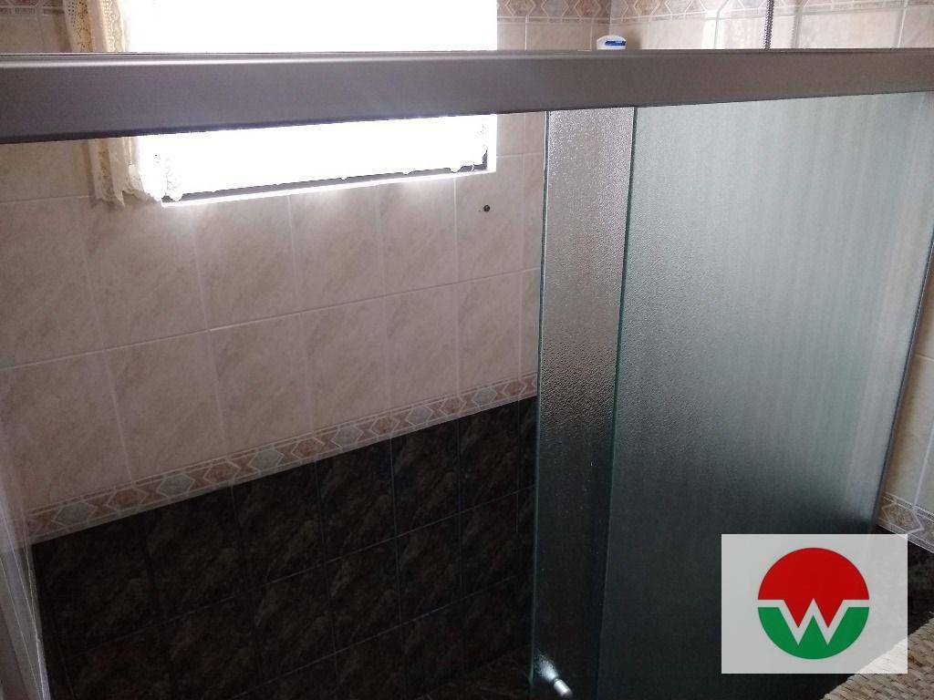 Casa de Condomínio para alugar com 4 quartos, 400m² - Foto 11