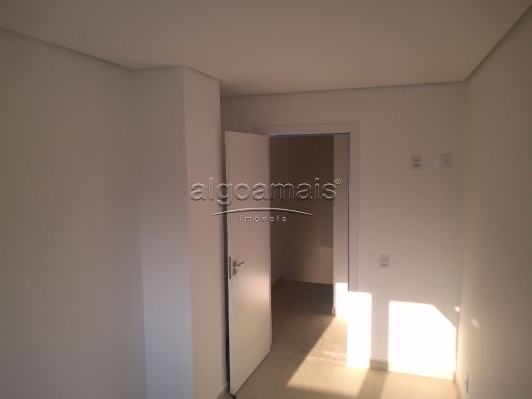 Casa à venda com 3 quartos, 115m² - Foto 10