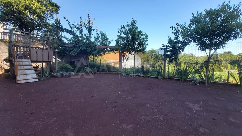 Sobrado à venda com 3 quartos, 300m² - Foto 4