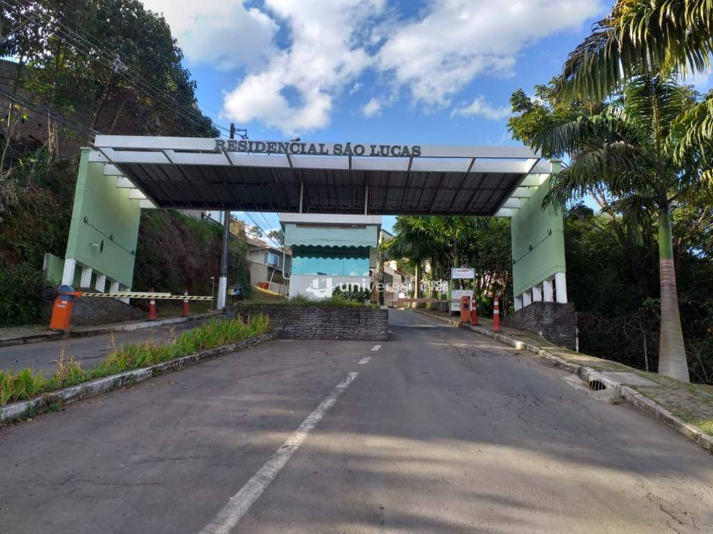 Casa de Condomínio à venda e aluguel com 3 quartos, 320m² - Foto 28