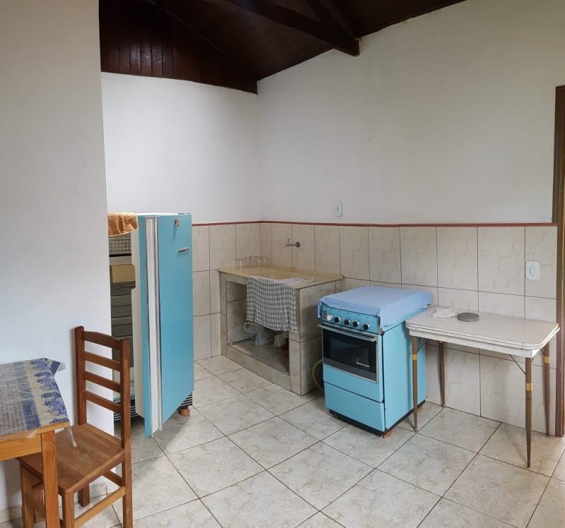 Sítio à venda com 2 quartos, 100m² - Foto 2