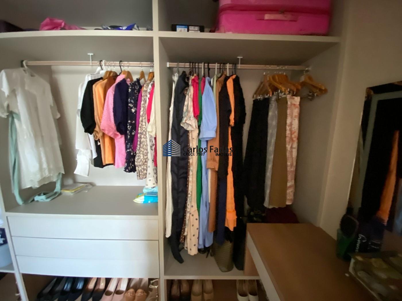 Casa à venda com 3 quartos, 230m² - Foto 4