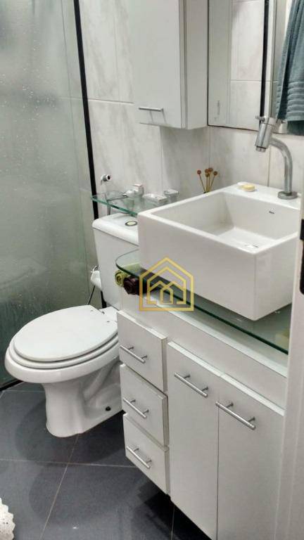 Apartamento à venda com 3 quartos, 68m² - Foto 7