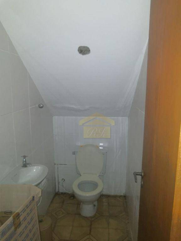 Sobrado à venda com 4 quartos, 408m² - Foto 4