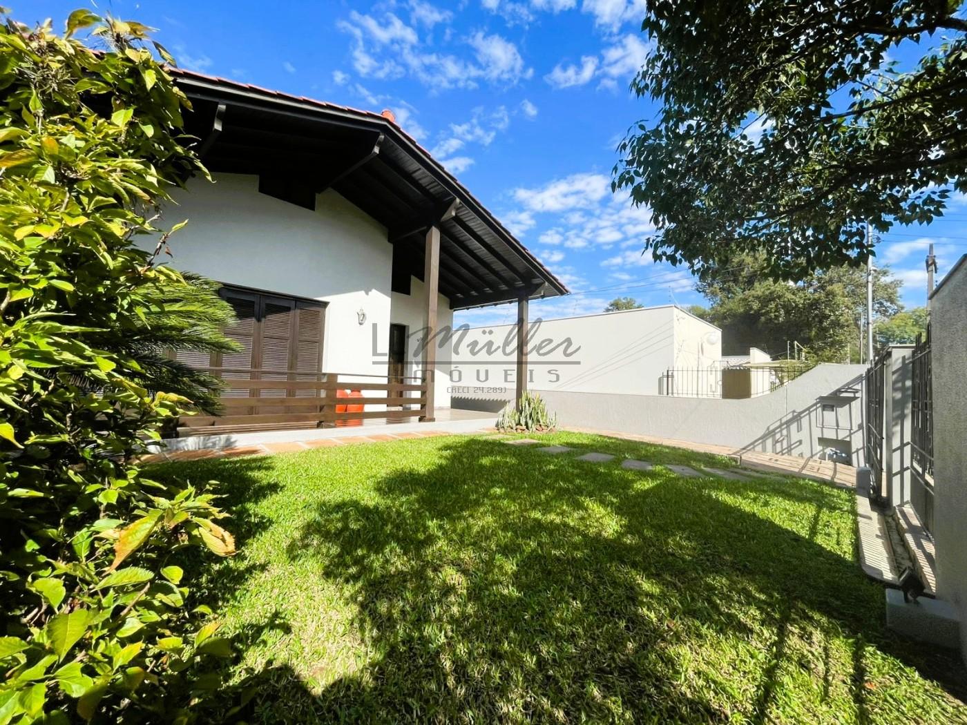 Casa à venda com 3 quartos, 285m² - Foto 4