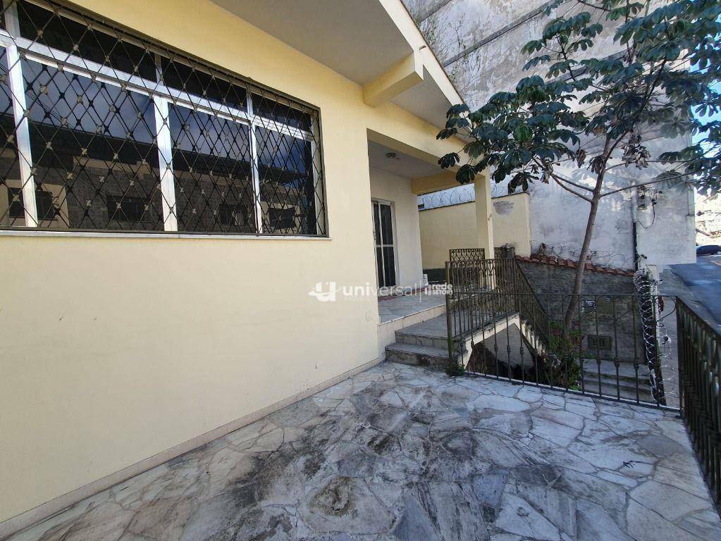 Casa de Condomínio à venda e aluguel com 4 quartos, 250m² - Foto 18