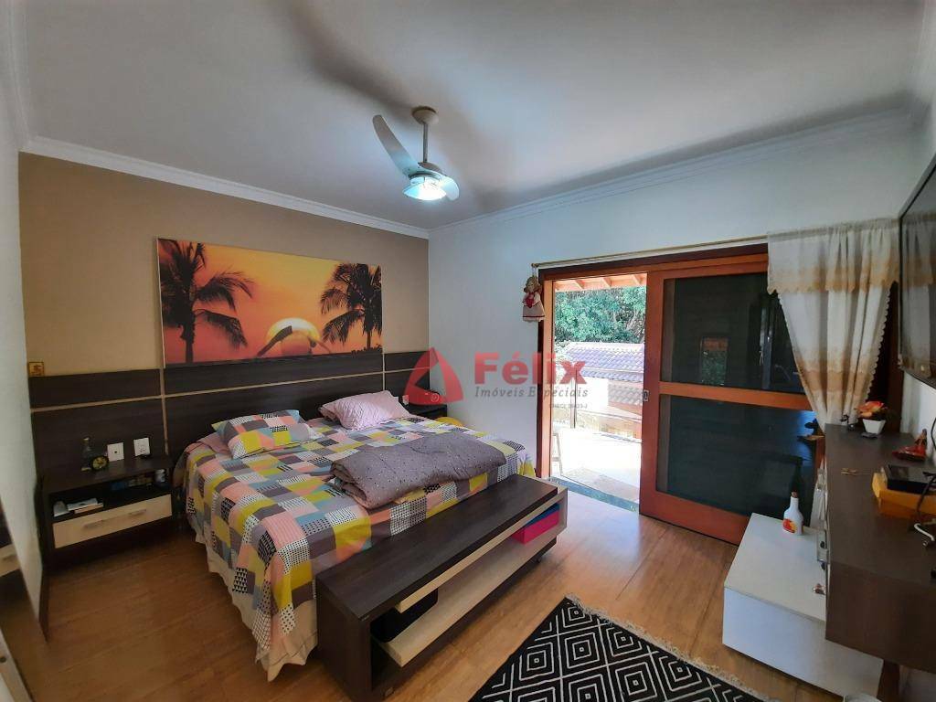 Sobrado à venda com 3 quartos, 300m² - Foto 33