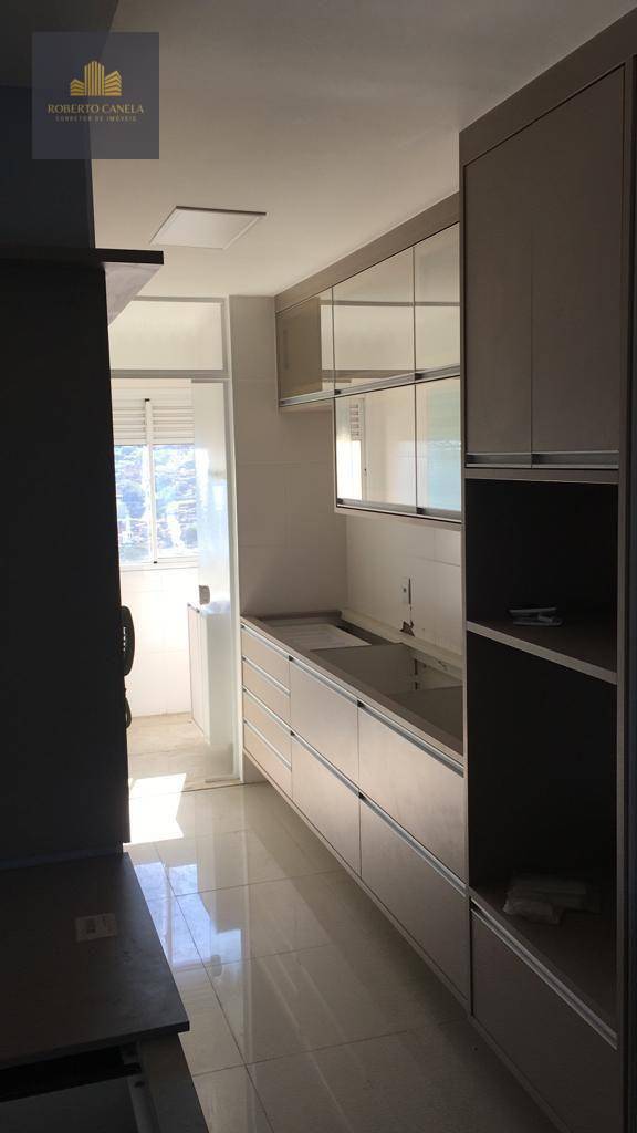 Apartamento à venda com 2 quartos, 67m² - Foto 16