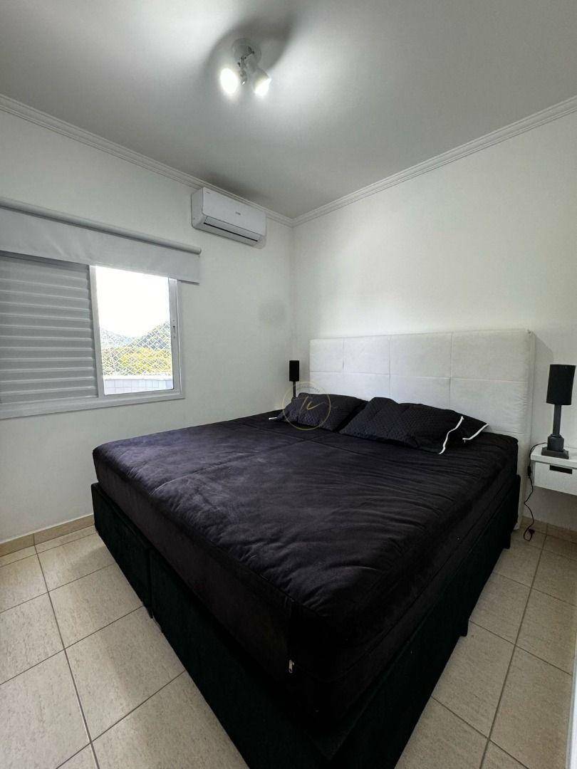 Apartamento à venda com 2 quartos, 75m² - Foto 8