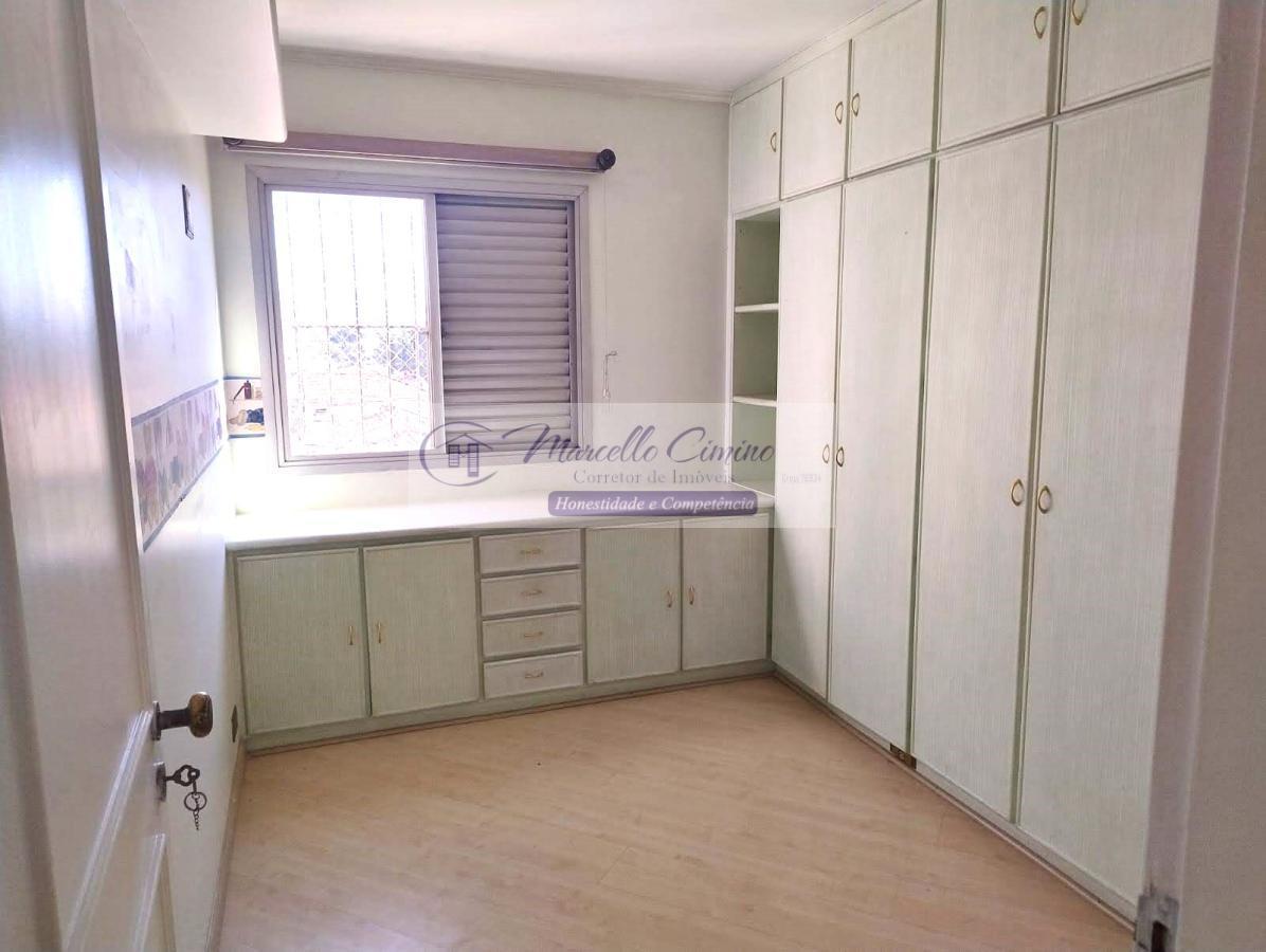 Apartamento à venda com 3 quartos, 110m² - Foto 11