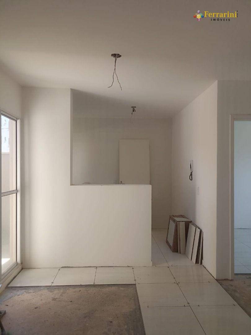 Apartamento para alugar com 2 quartos, 45m² - Foto 15