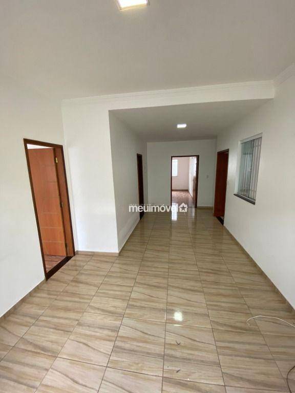 Casa à venda com 3 quartos, 149m² - Foto 17