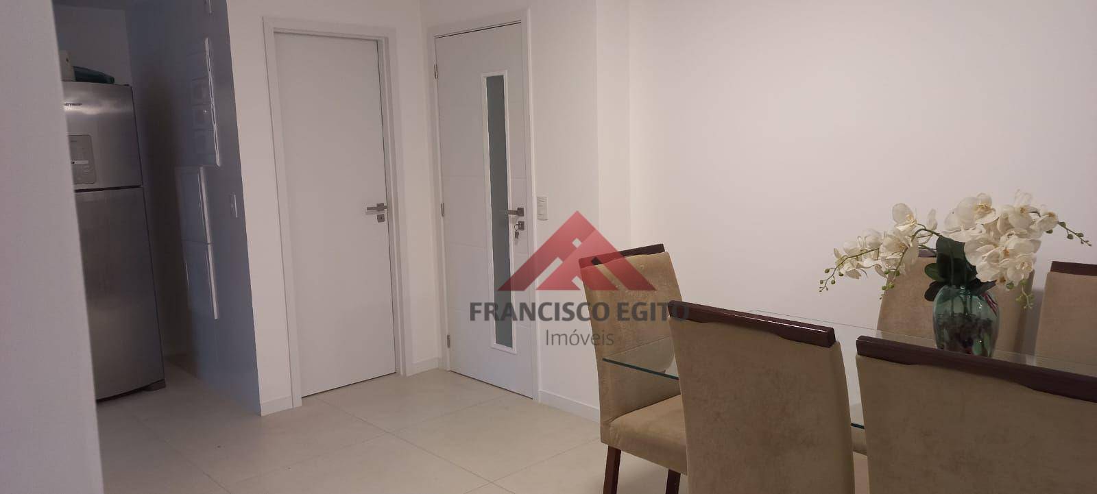 Apartamento à venda com 3 quartos, 107m² - Foto 6