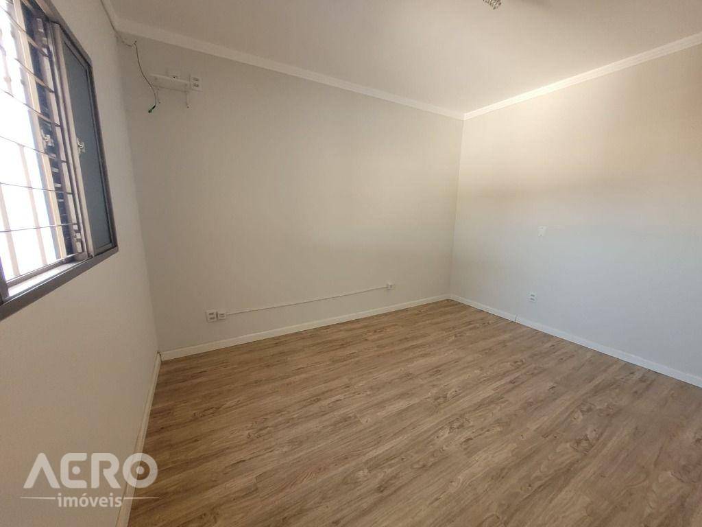 Casa à venda com 4 quartos, 170m² - Foto 39