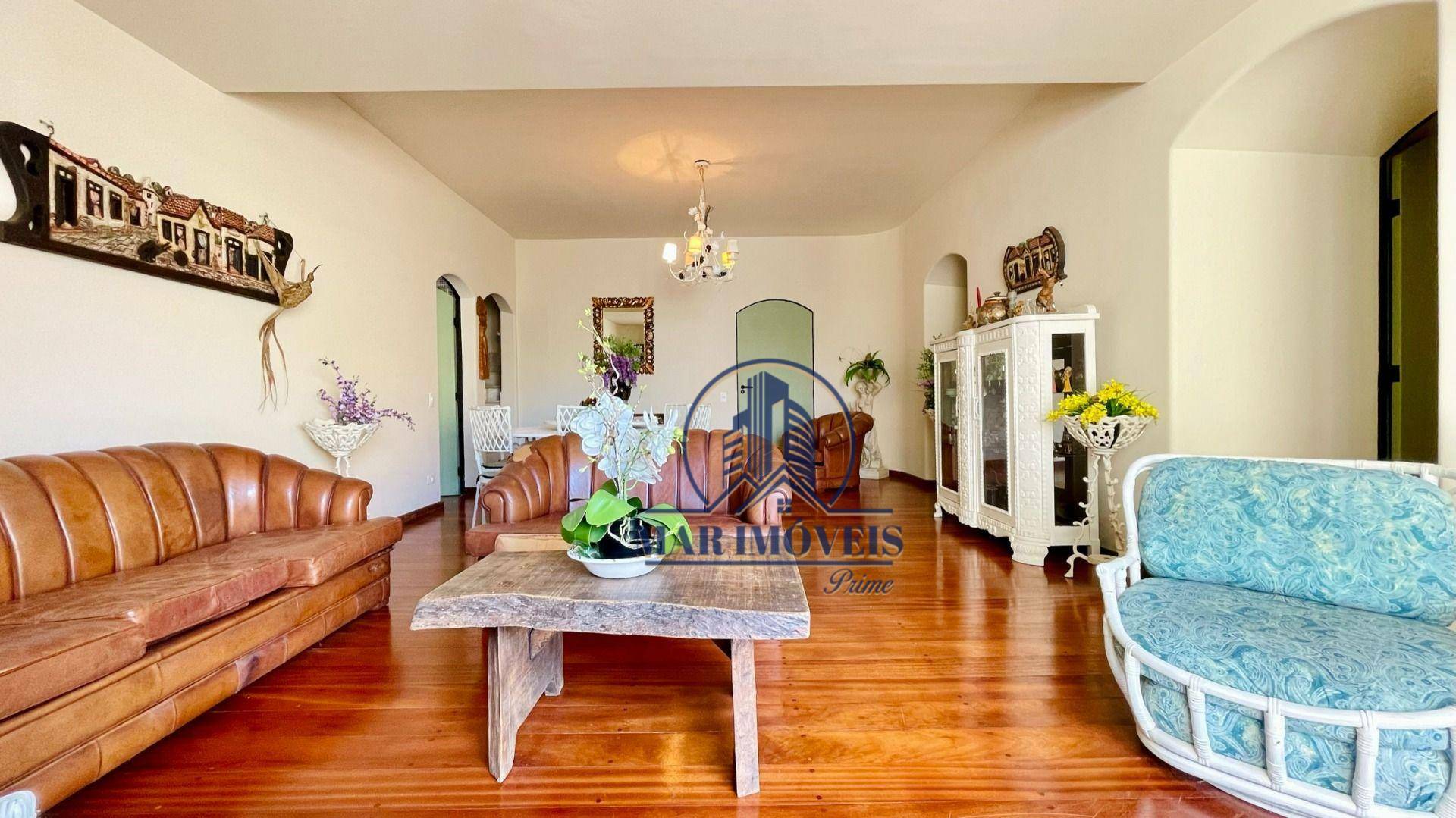 Cobertura à venda com 3 quartos, 220m² - Foto 1