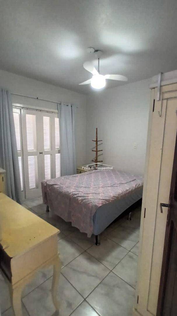 Casa à venda com 4 quartos, 165m² - Foto 14