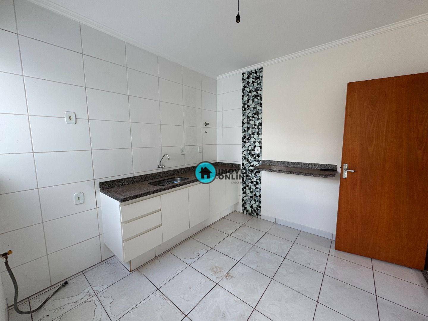 Apartamento à venda com 3 quartos, 86m² - Foto 12