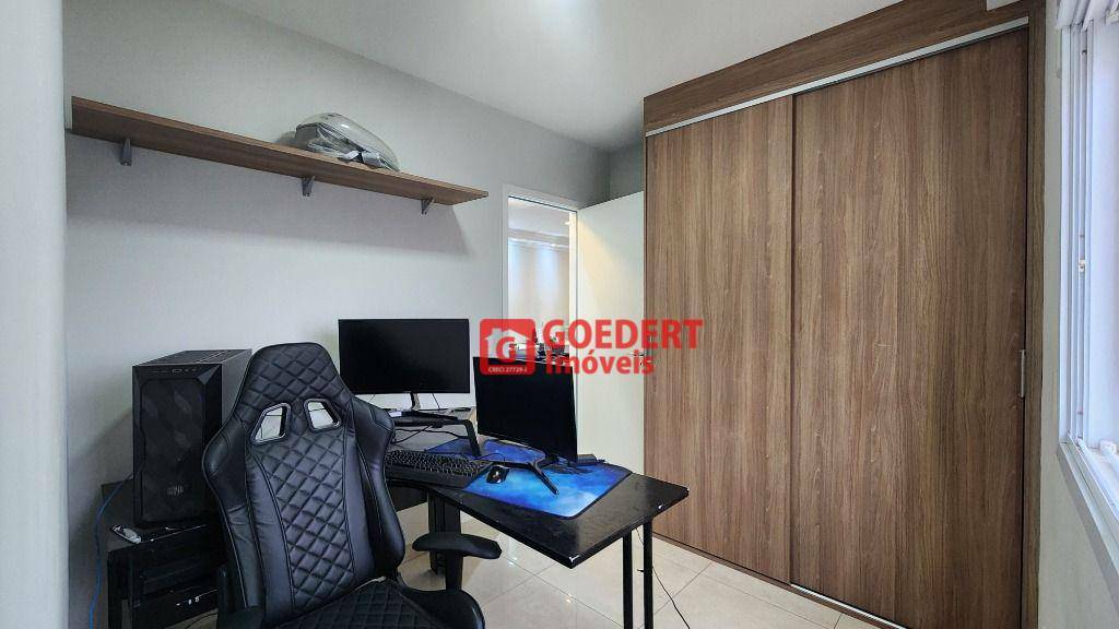 Apartamento à venda com 2 quartos, 68m² - Foto 21