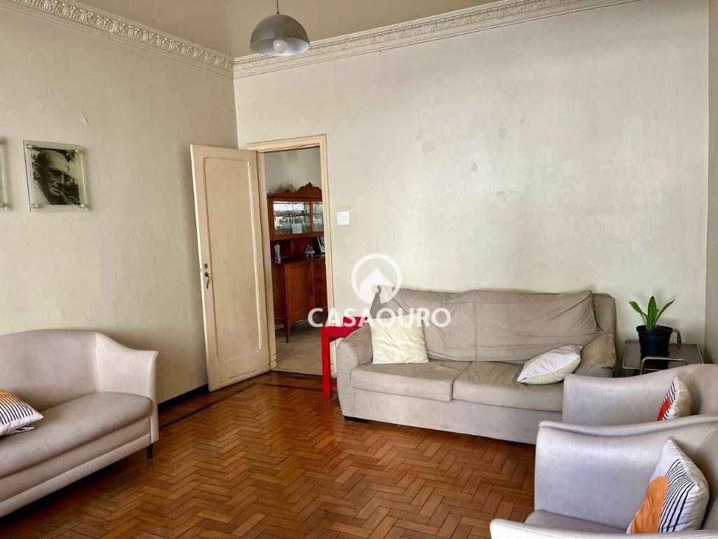 Casa à venda com 6 quartos, 150m² - Foto 25