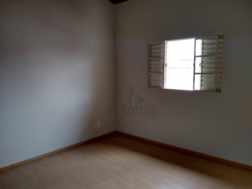 Casa para alugar com 3 quartos, 120m² - Foto 26