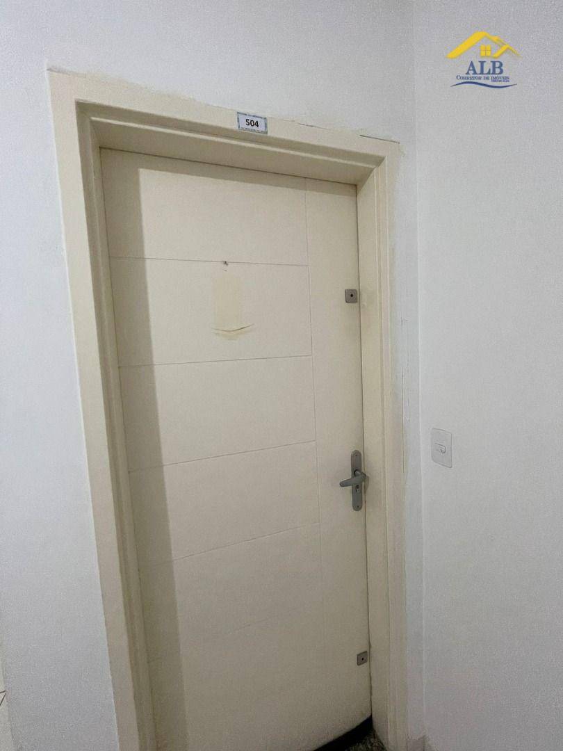 Apartamento para alugar com 2 quartos, 63m² - Foto 5