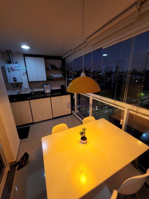 Apartamento à venda com 2 quartos, 58m² - Foto 3