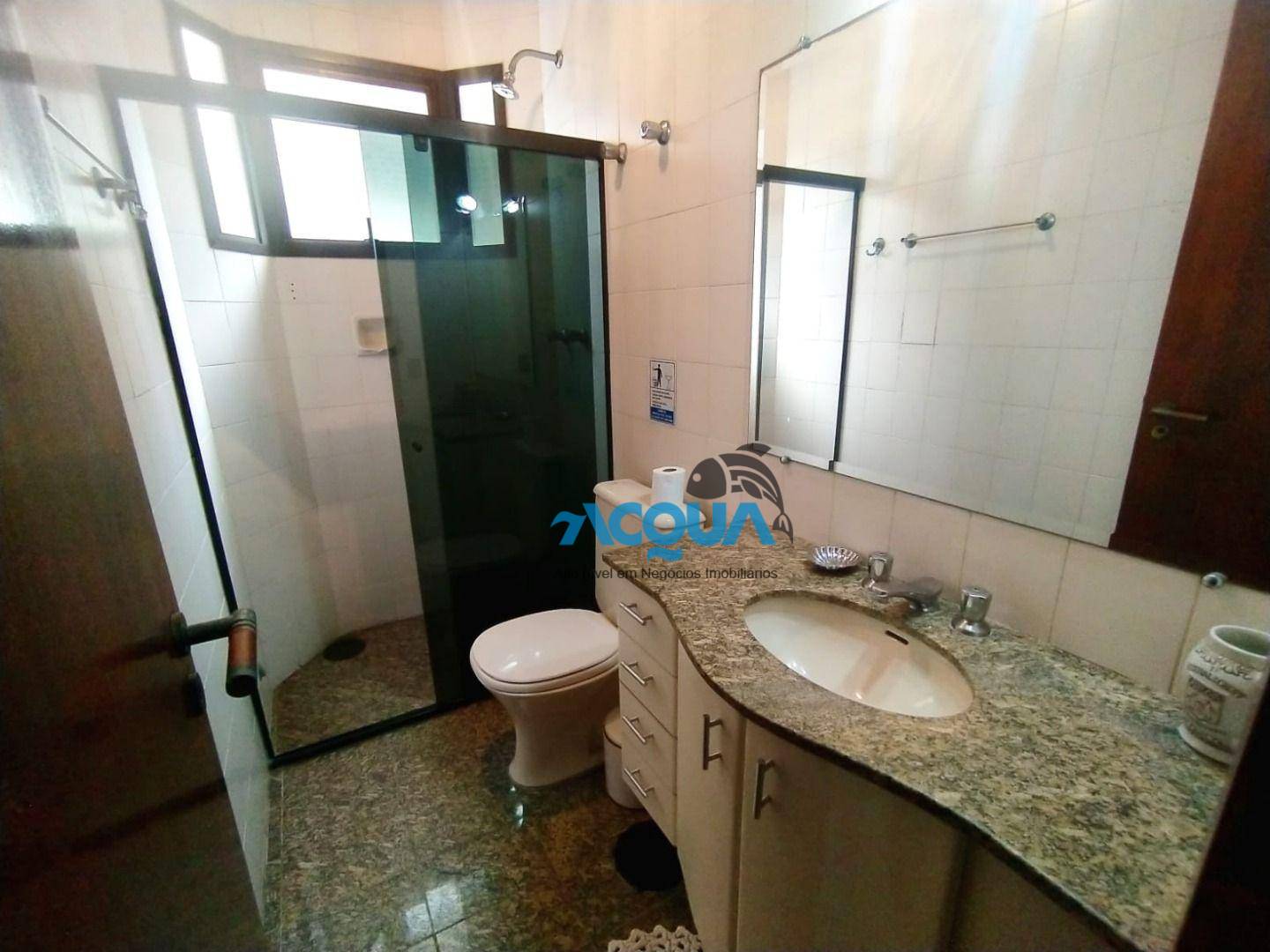 Apartamento à venda com 4 quartos, 212m² - Foto 9