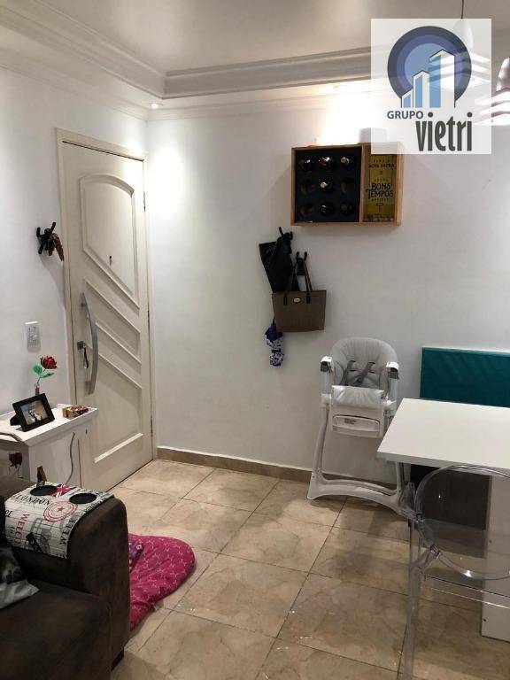 Apartamento à venda com 2 quartos, 60m² - Foto 13