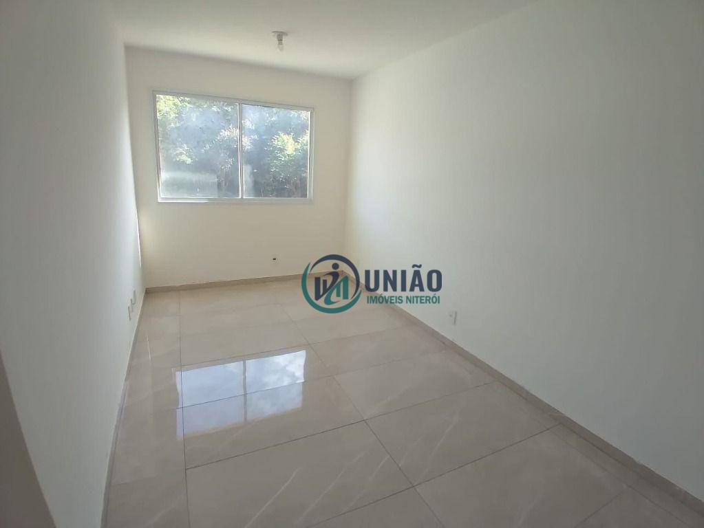 Apartamento à venda com 3 quartos, 87m² - Foto 11