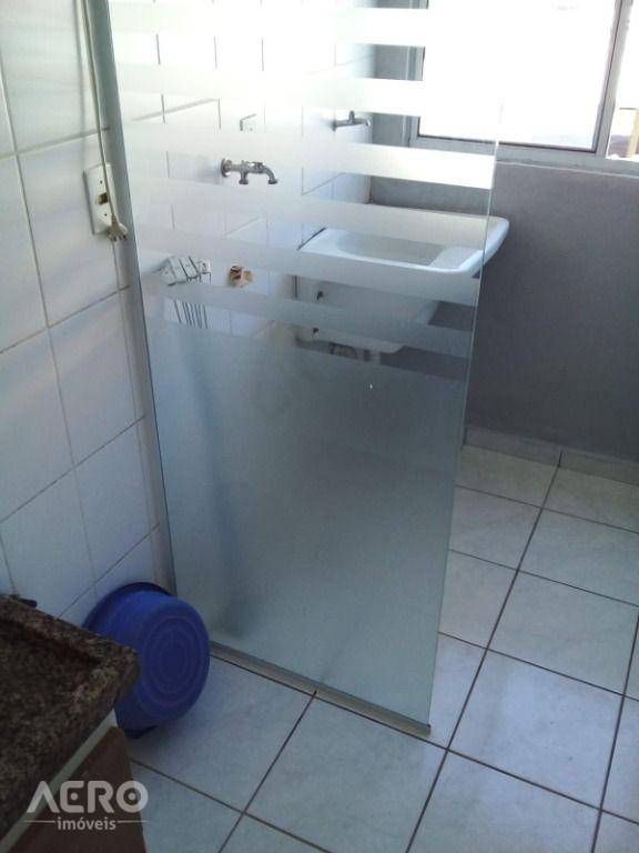 Apartamento à venda com 2 quartos, 60m² - Foto 9