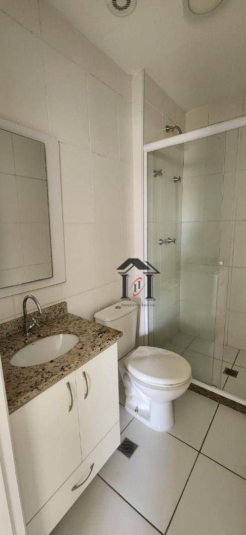 Apartamento para alugar com 2 quartos, 66m² - Foto 13